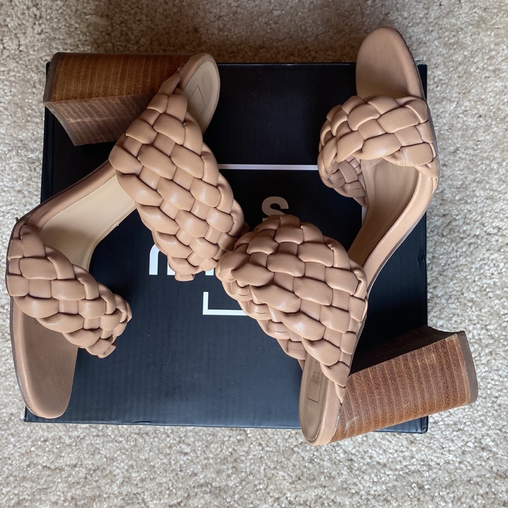 SHU SHOP Tan Eloise Heels - Picture 2 of 4